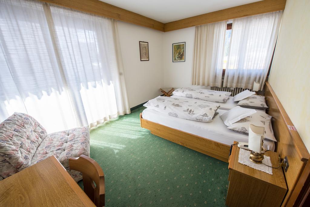 Garni Bucaneve Madonna di Campiglio Room photo